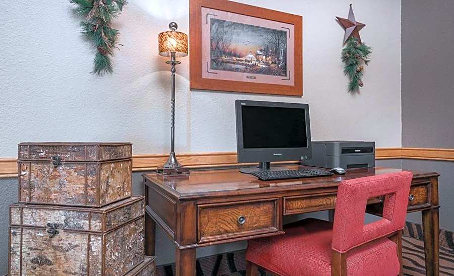 AmericInn by Wyndham Grafton