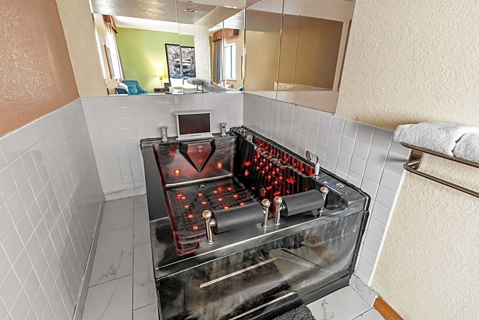 Super 8 by Wyndham Uniontown PA