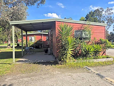 Waratah Cabin
