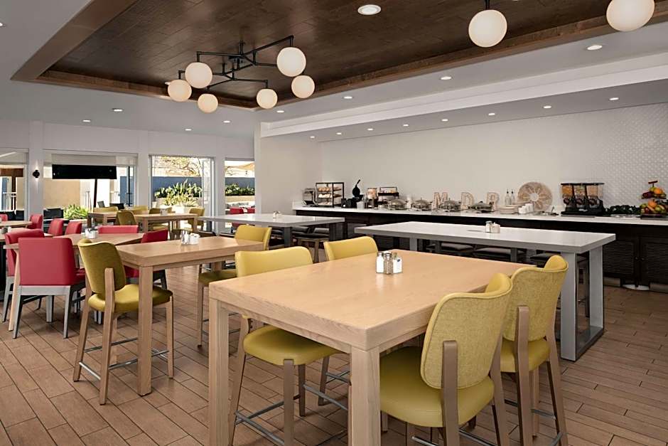 Hilton Garden Inn Los Angeles Marina Del Rey