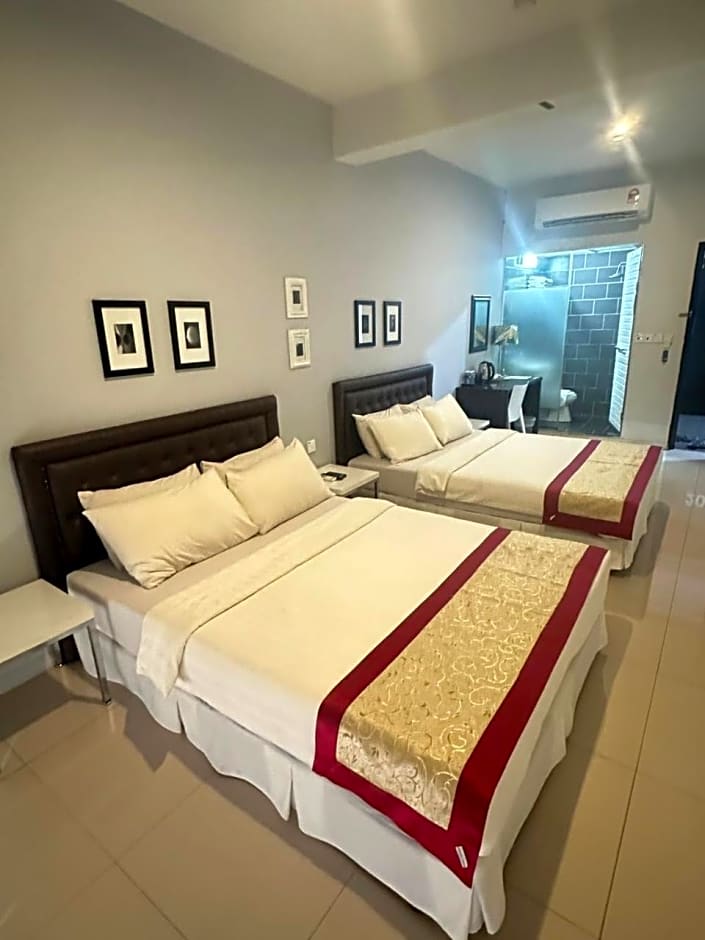 KINGSMAN BOUTIQUE HOTEL