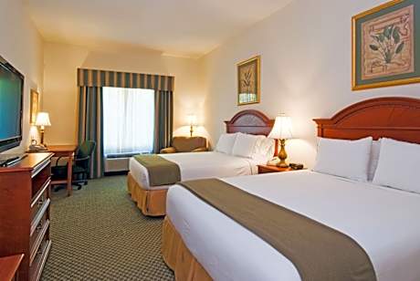 2 Queen Beds Standard Comm Accessible