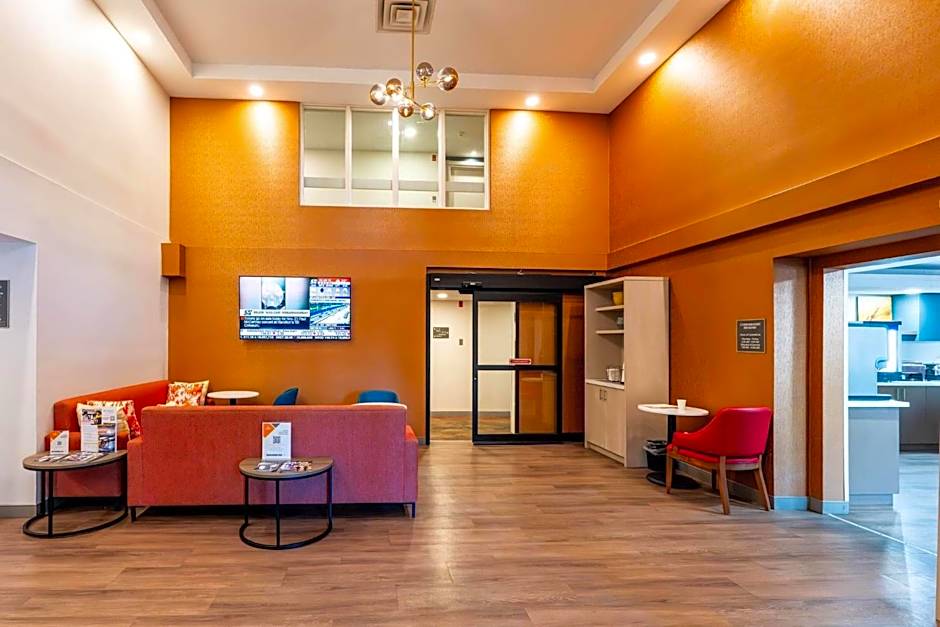 Comfort Suites