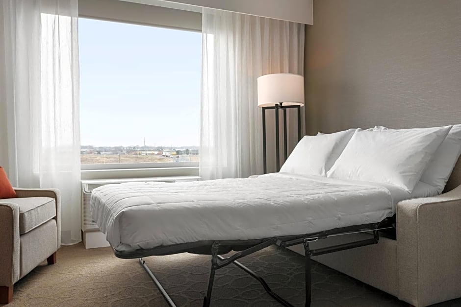 Delta Hotels by Marriott Indianapolis Airport