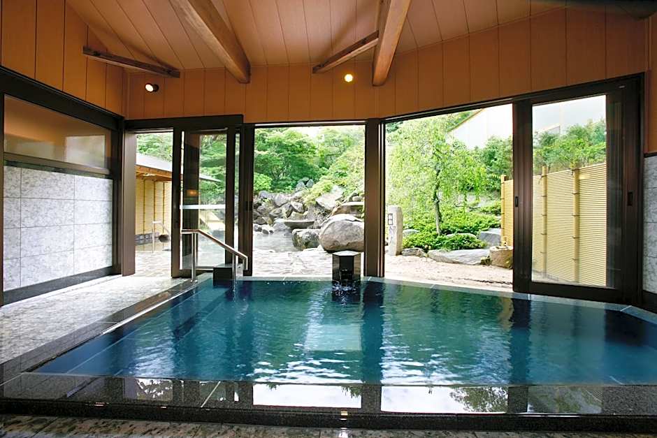 Itsuura Kanko Hotel Daikanso