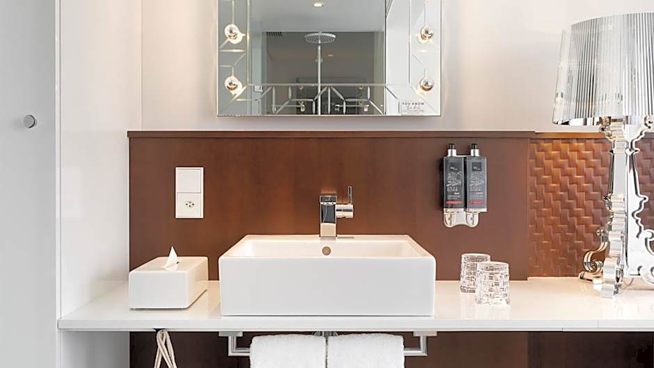 Ruby Claire Hotel Geneva by IHG