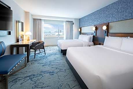 Queen Room with Two Queen Beds and City or Valley View - Non Smoking