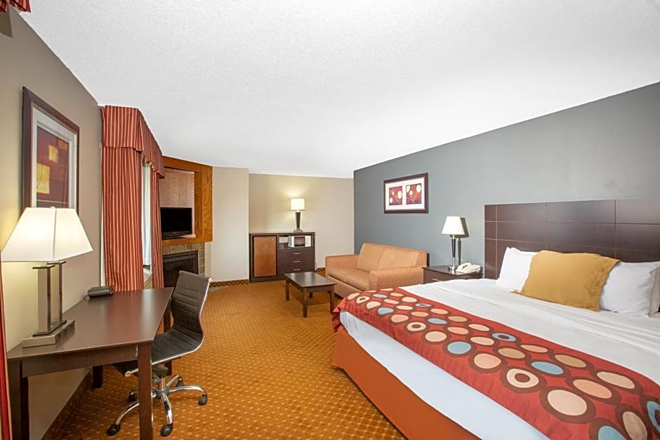 AmericInn by Wyndham Coralville