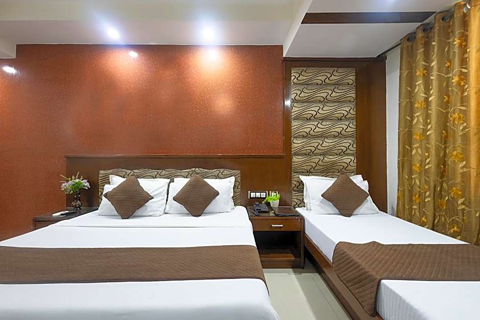 Hotel Shivdev International