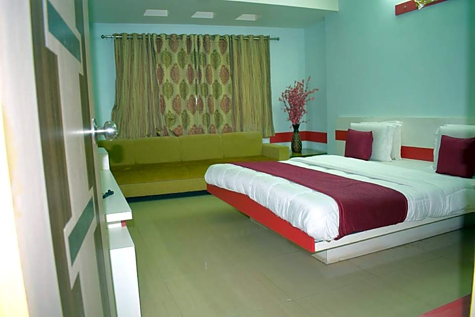 Hotel Ashapura Palace