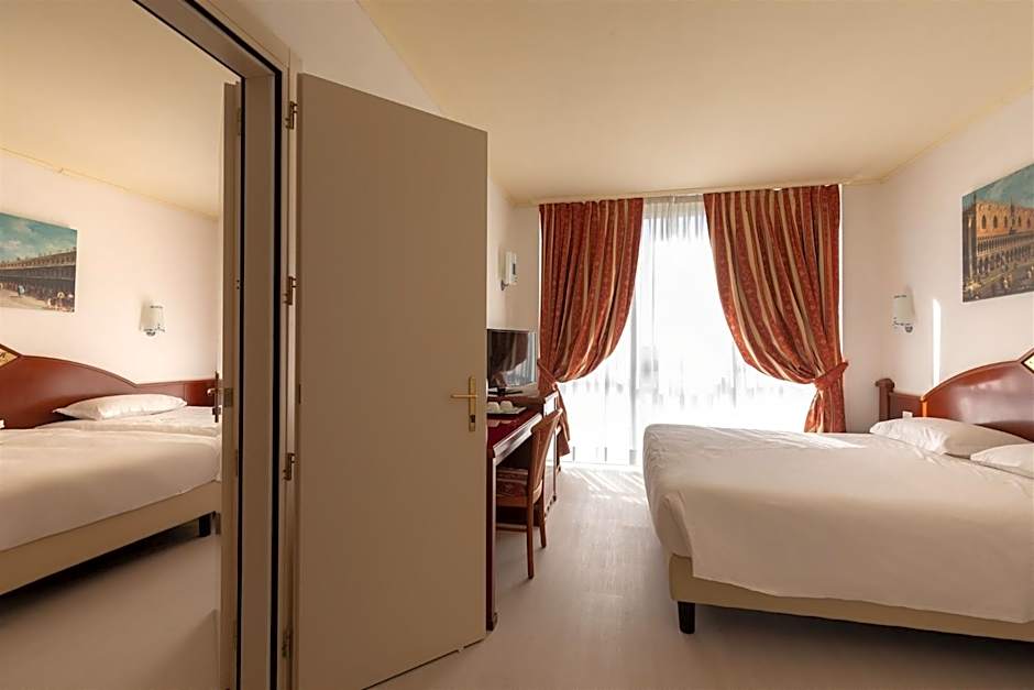 Noventa Hotel