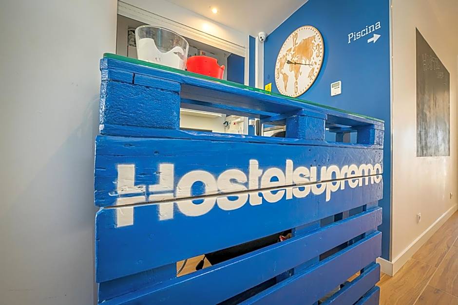 Hostel Supremo