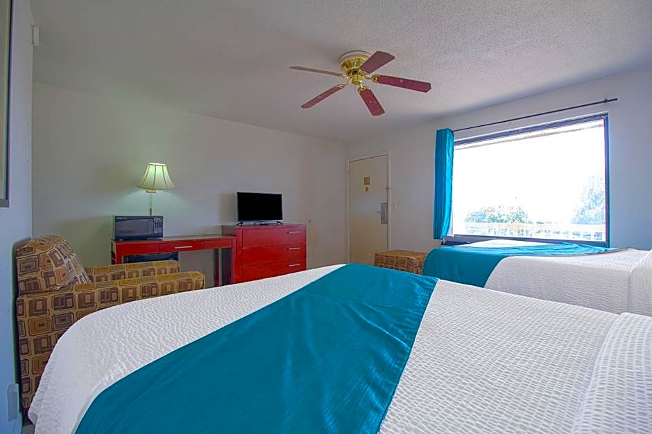 American Best Inn By OYO I-35 Perry