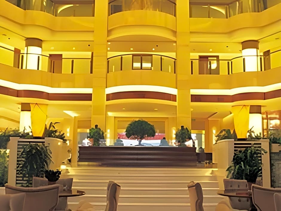 Wuyi Country Garden Phoenix Hotel