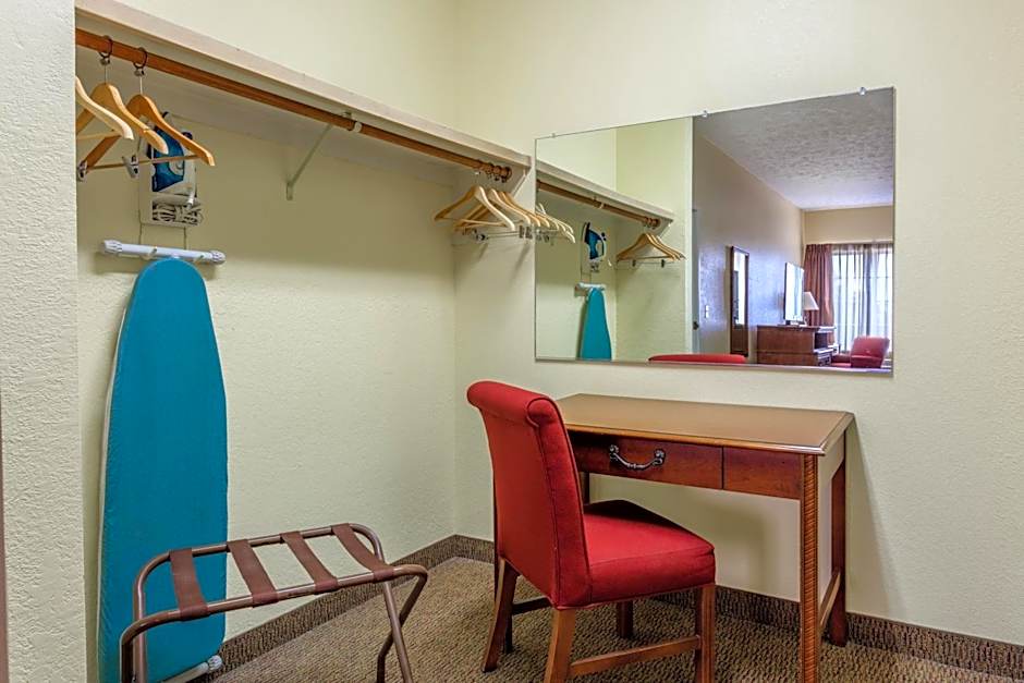 Branson Towers Hotel