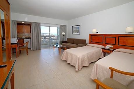 Studio with Sea View