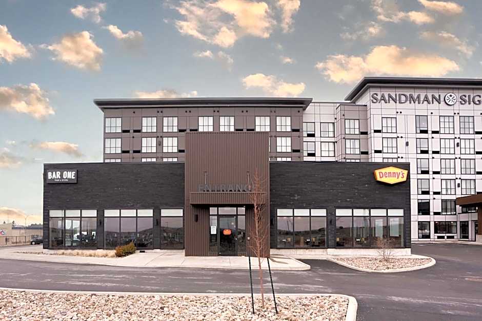 Sandman Signature Dartmouth Hotel & Suites