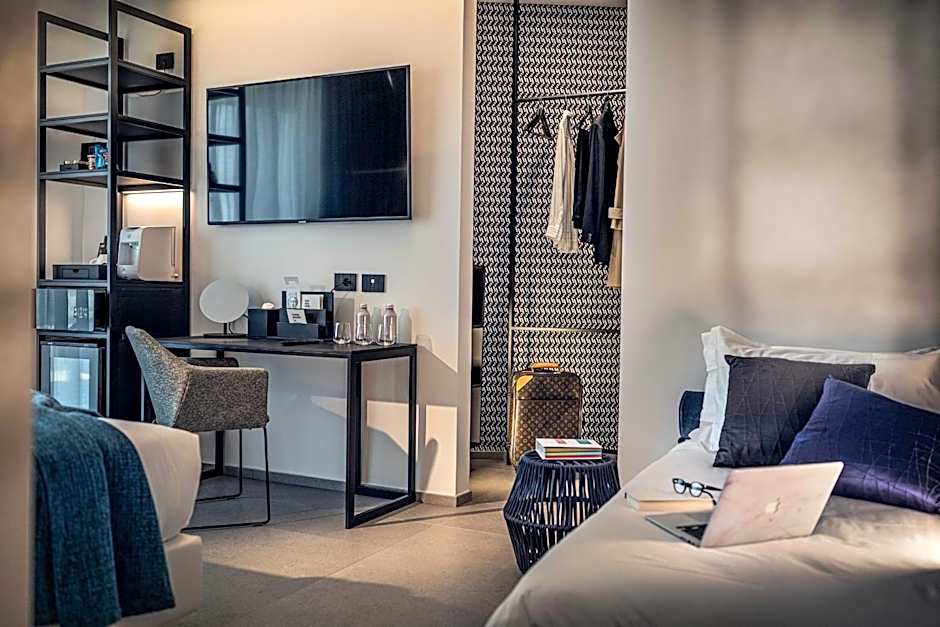 J44 Lifestyle Hotel