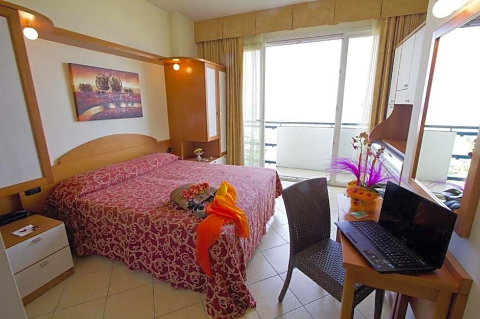 Hotel Palm Beach B&B SEA VIEW