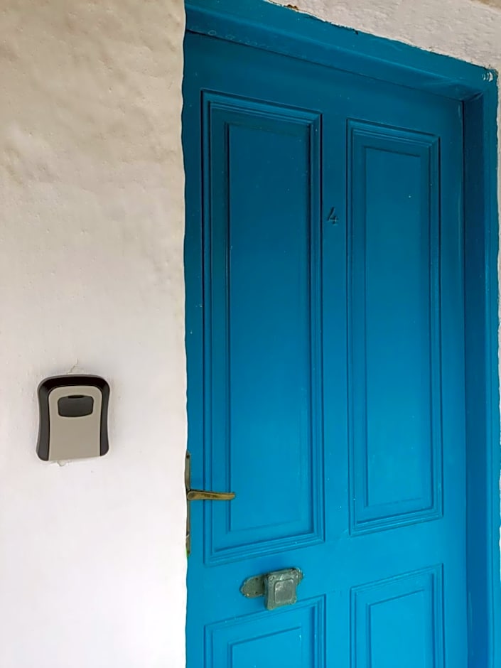 Manolis Rooms Vathys