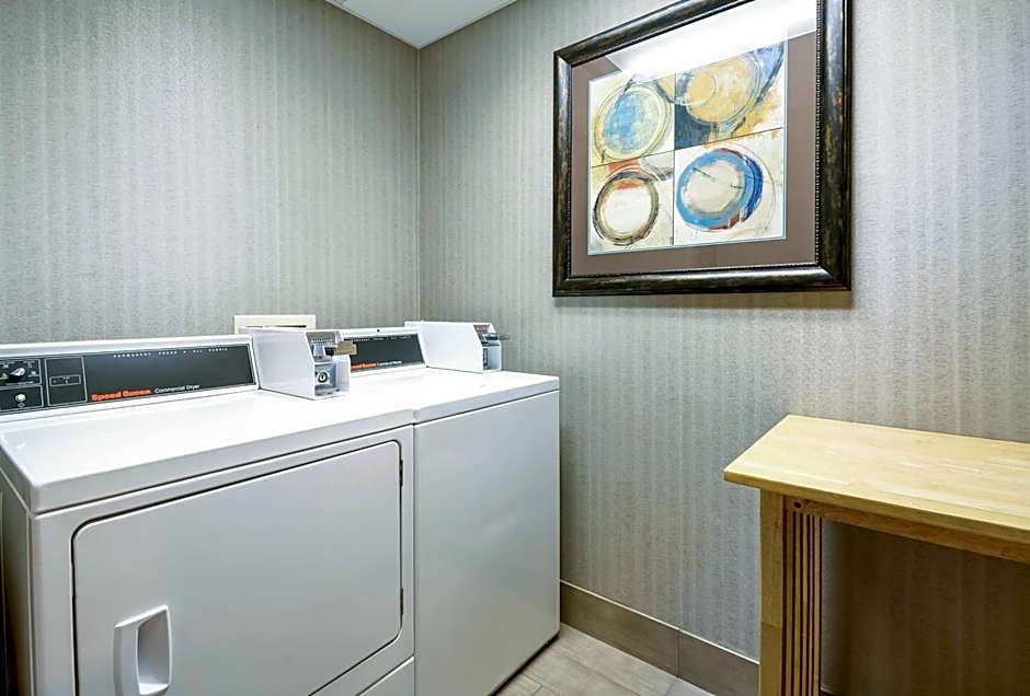 Hampton Inn By Hilton Columbus-West