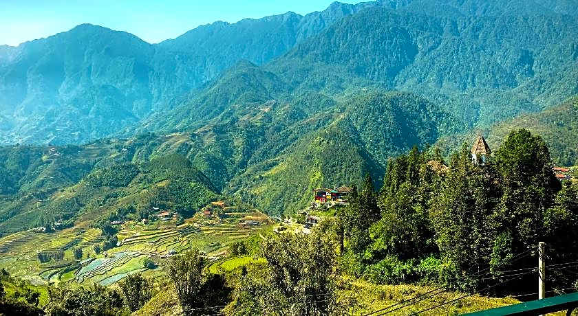 Vista Sapa Hotel