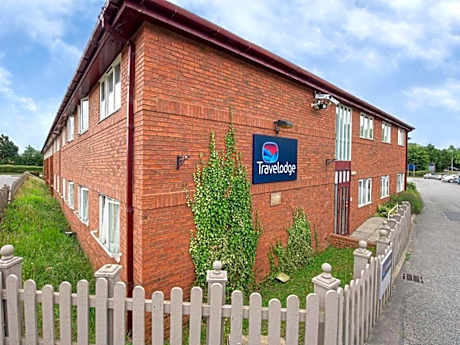 Travelodge Northampton Wootton