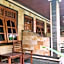 Adus Beach Inn