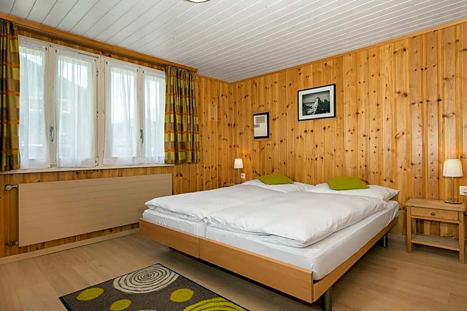 Hotel Alpina