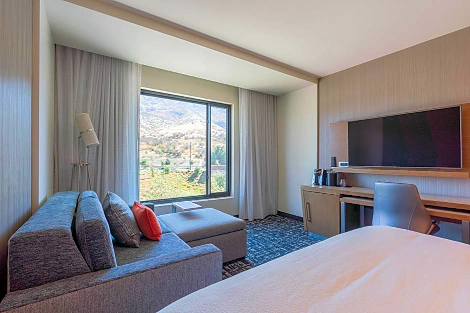 Courtyard by Marriott Thousand Oaks Agoura Hills
