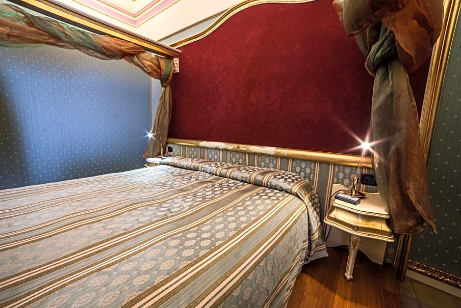 Hotel Royal