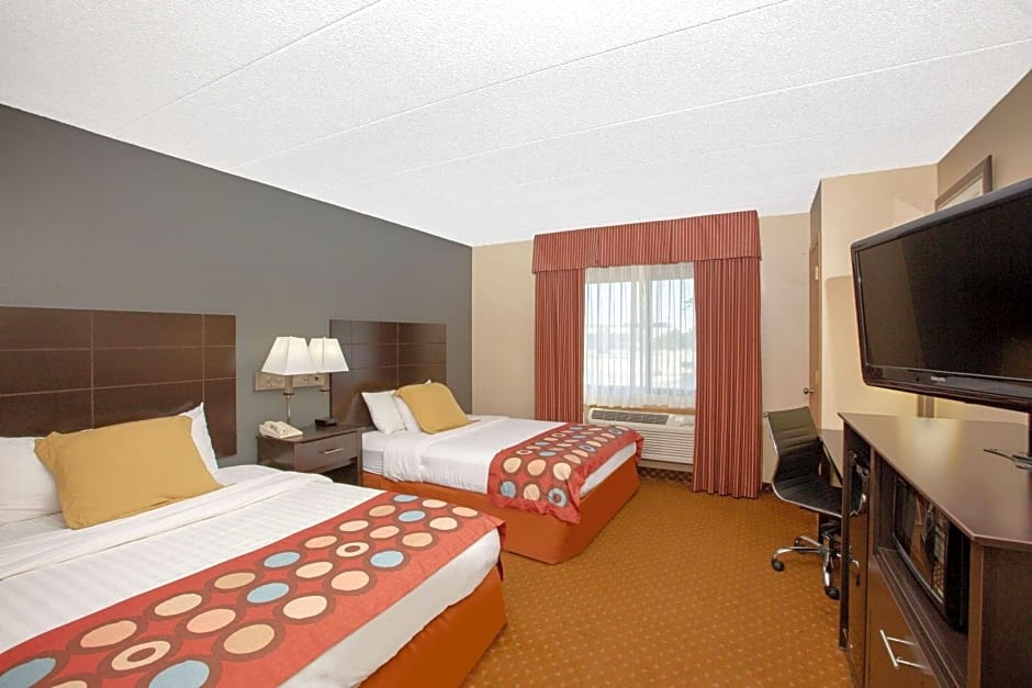 AmericInn by Wyndham Coralville