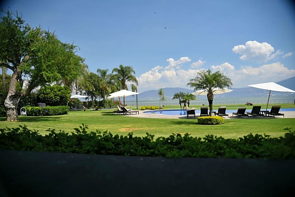 La Reserva Chapala