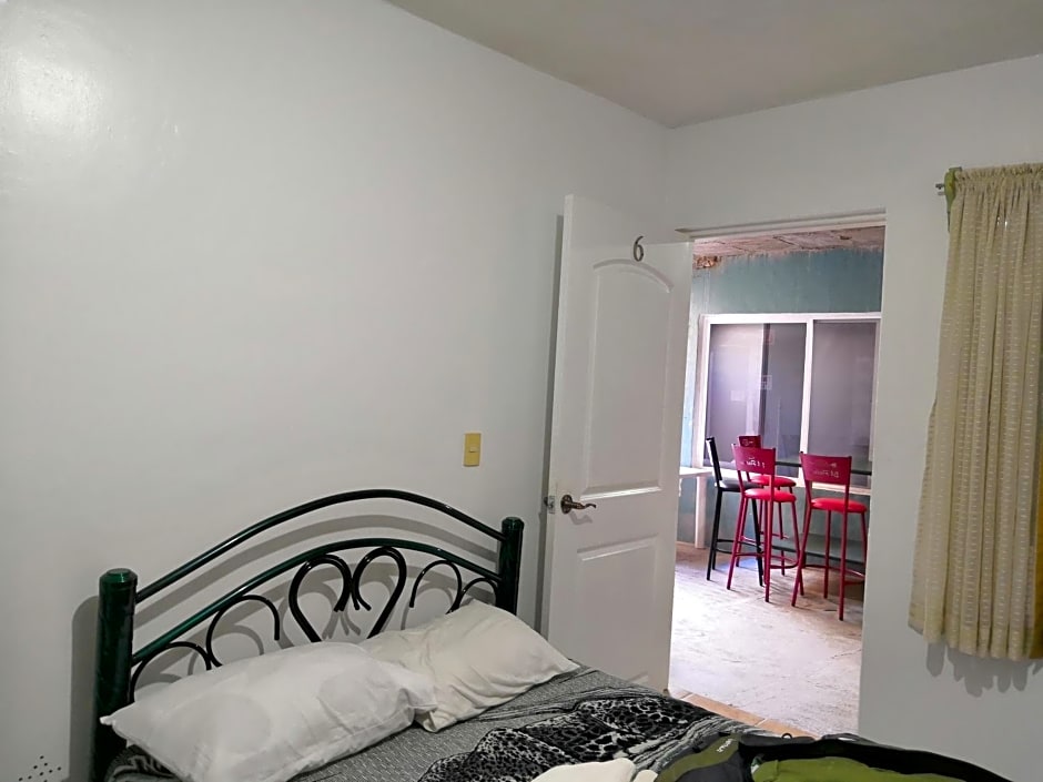 Hostal Maple