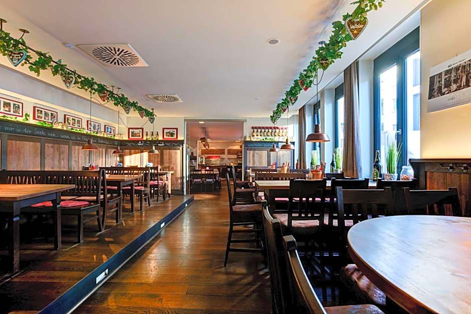 Centro Hotel Stern, Trademark Collection by Wyndham