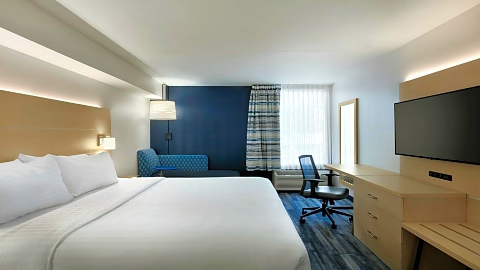 Holiday Inn Express Williamsbrg Busch Gardens Area By IHG