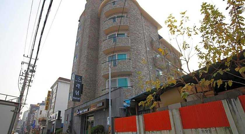 Goodstay Lanuit Hotel