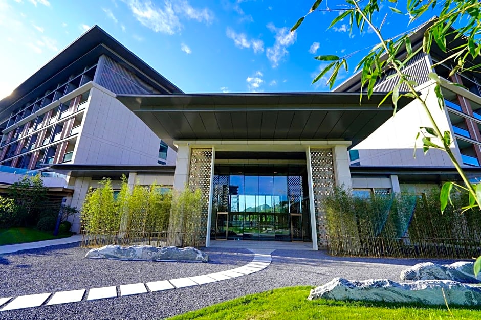 Crowne Plaza Zunhua Hot Spring Town By IHG