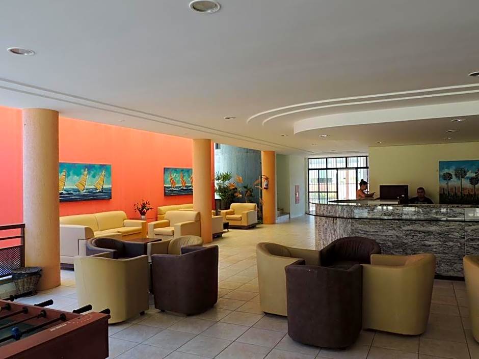 CONDOMÍNIO VILA DO MAR aptos 201C e 211B