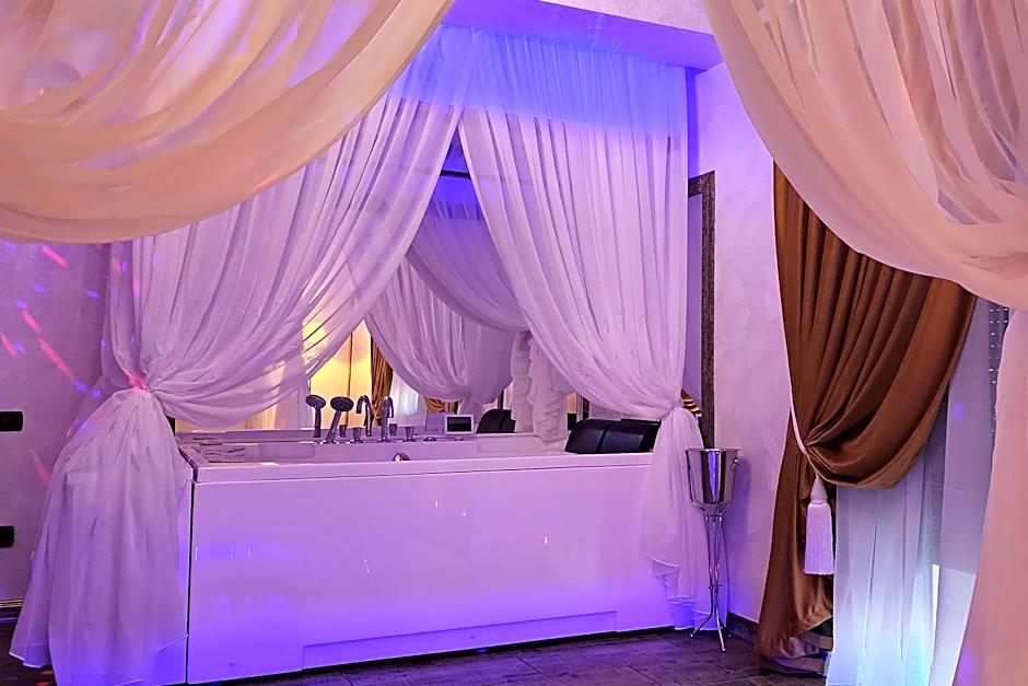 Hotel Boutique Mikaela (Adult Only)