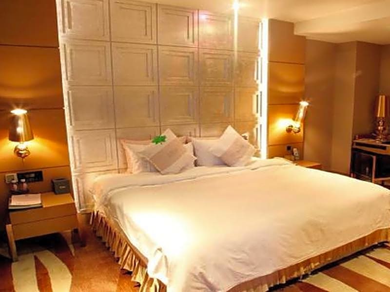 Shenzhen Baoan Luxe Manor