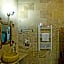 Risus Cave Hotel