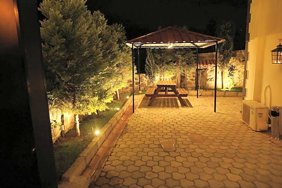Umut Apartments