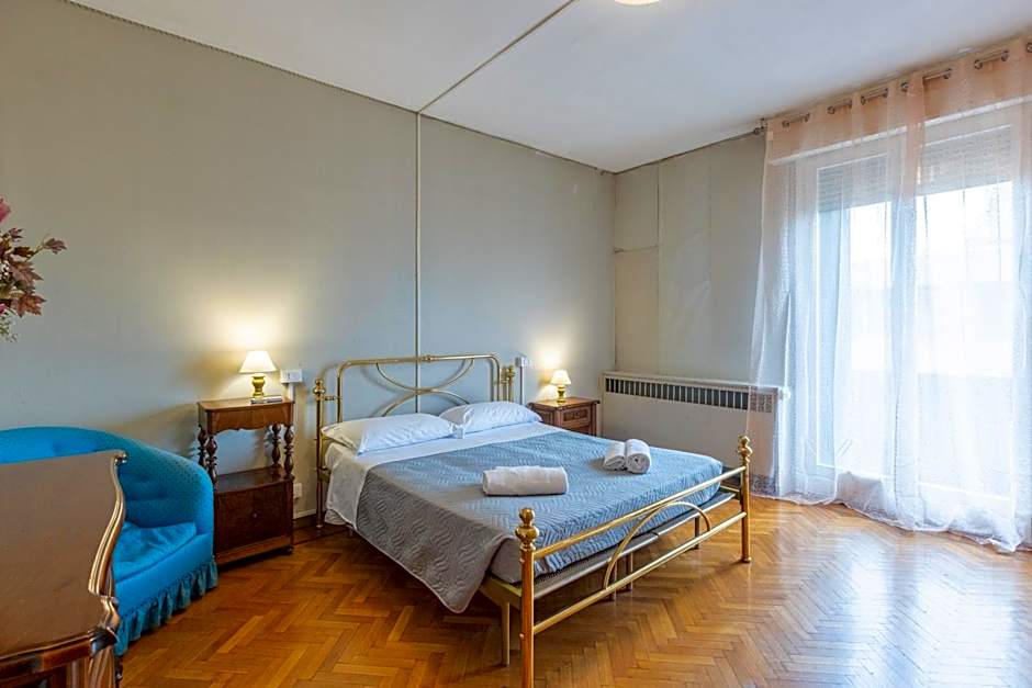Montebello, Bologna by Short Holidays