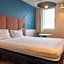ibis Lyon Est Bron