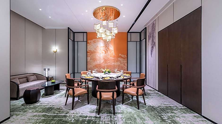 Wyndham Grand Plaza Royale Ningbo