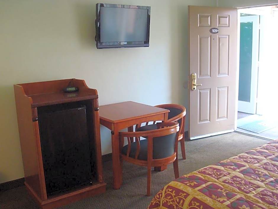Bevonshire Lodge Motel