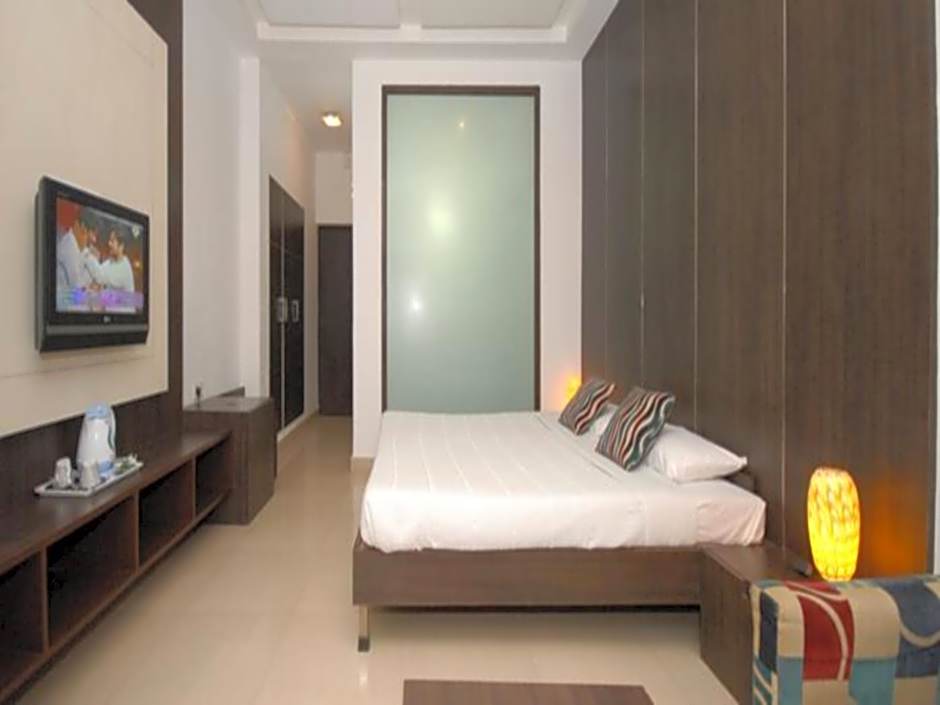 The New Marrion Hotel