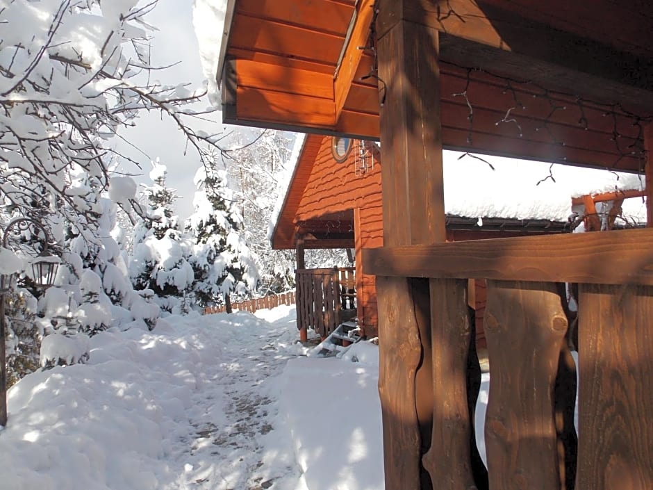 Całoroczne Domki "Stokrotka"