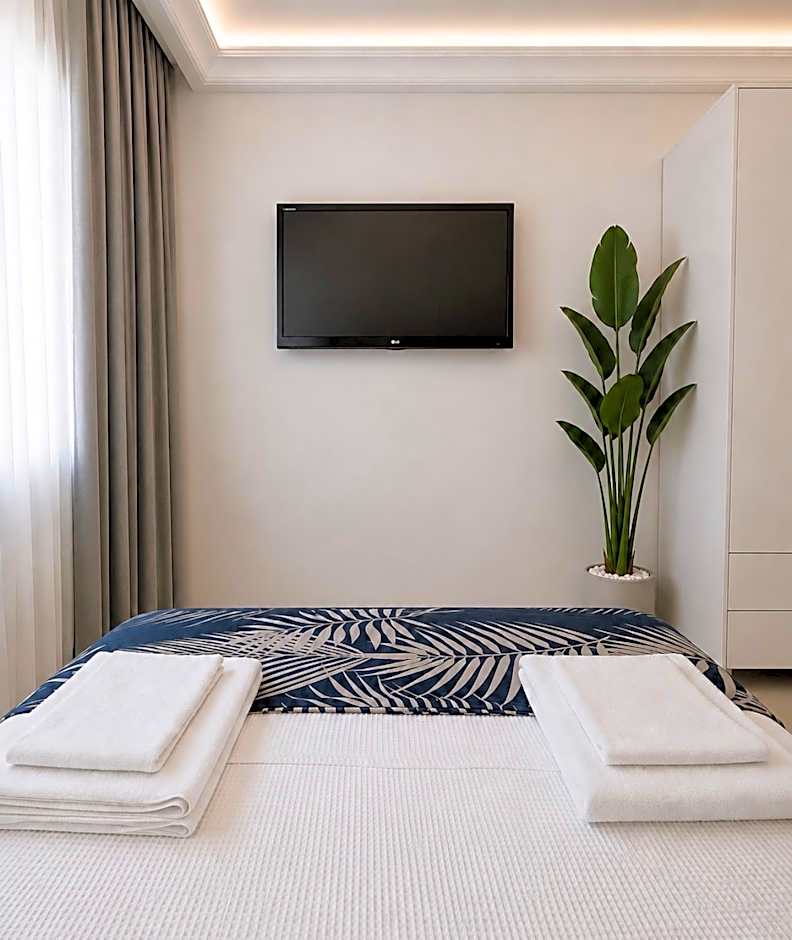 Enjoy Hotel